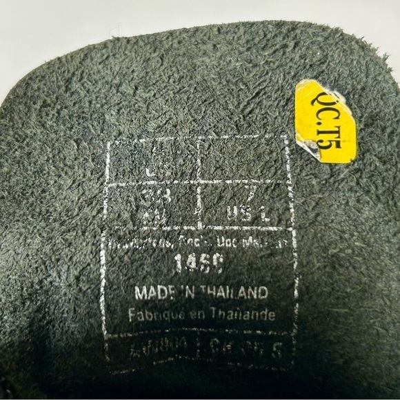 Dr. Martens 1460 Pascal Italian Brush Boot 8-Eye Black Silver Distressed Size 7 - Picture 12 of 12